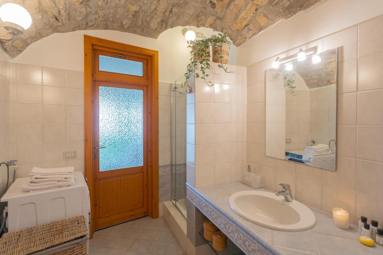 Simons Apartment With Amazing View By Rent All Como Blevio Exterior foto